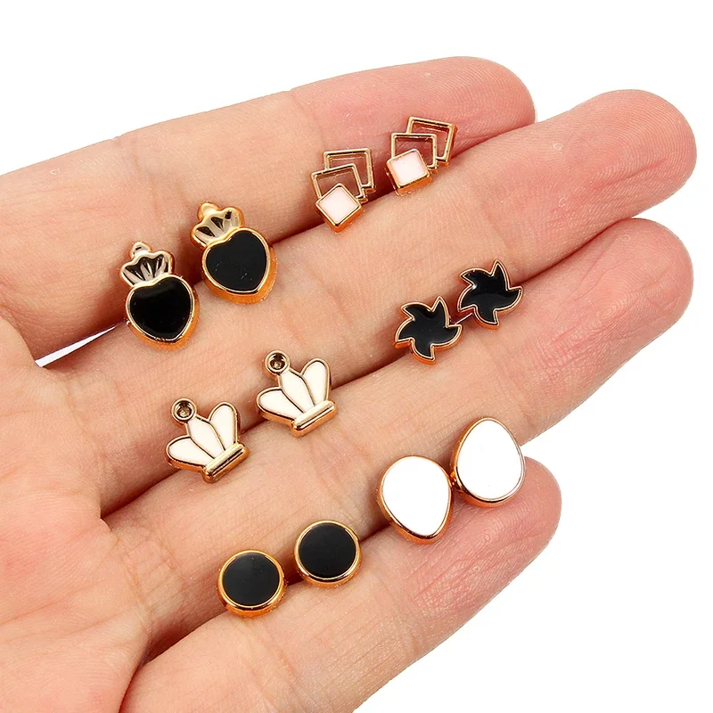 Wholesale 36Pairs/18pairs Mixed Styles Rhinestone Sun Flower Geometric Animal Plastic Stud Earrings Set For Women Girls Jewelry - Image 3